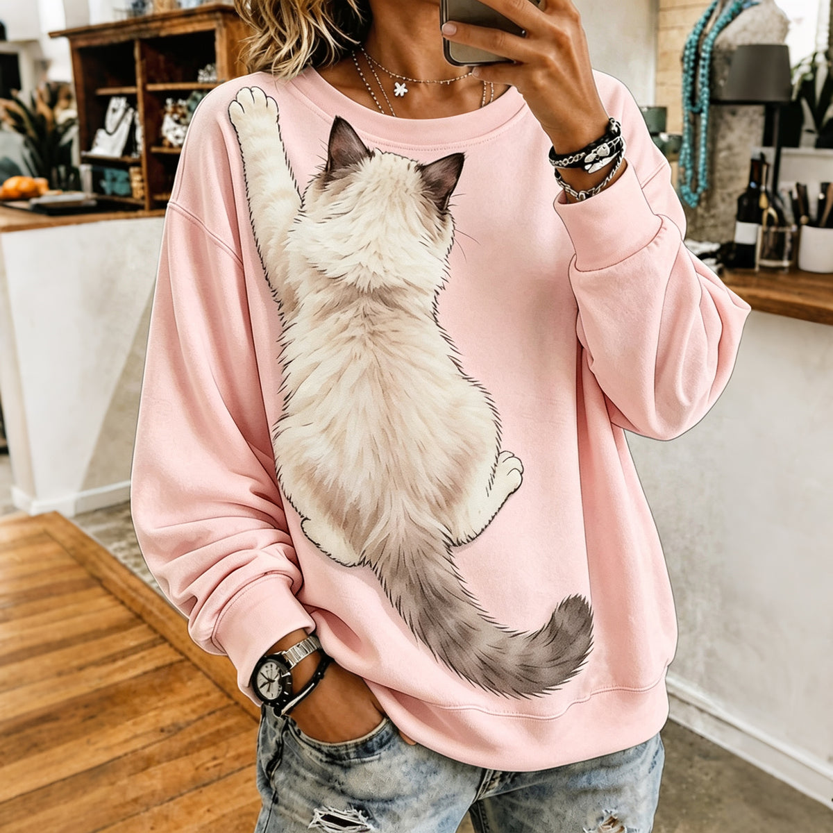 Women’s Realistic 3d Fluffy Back View Ragdoll Cat Clinging Cat Print Crewneck Sweatshirt