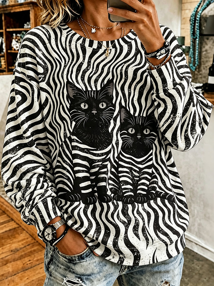 Retro Halloween Women's Black Cat Striped Print Crew Neck Sweatshirt