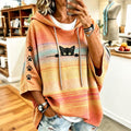 Niedlicher, lugender schwarzer Katze mit Regenbogenstreifen und Katzenpfotenabdruck Kapuzenpullover für Damen